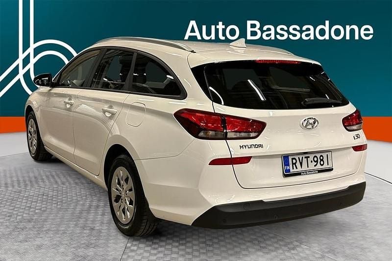 Käytetty Hyundai i30 Classic 109 HP (80 kW) 2024 Farmari