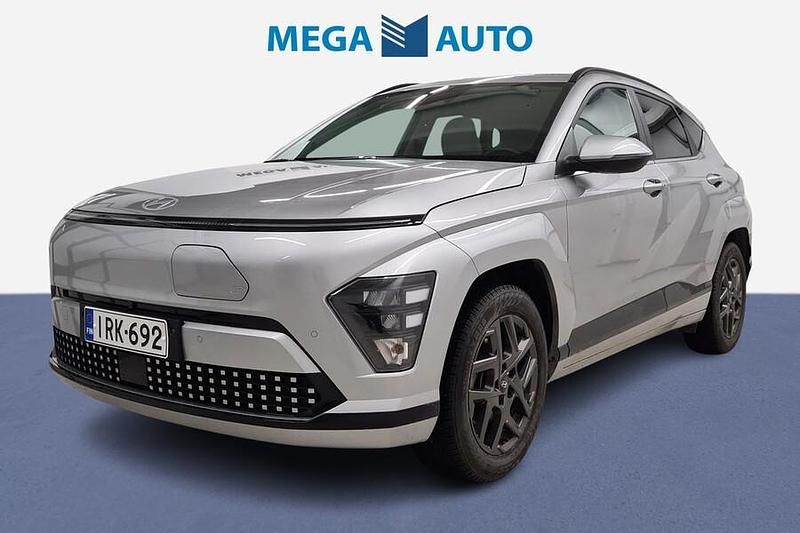 Hopea Käytetty 2023 Hyundai Kona Style Katumaasturi | 31 890 € (Hyvä tarjous) - Kuva 1/4