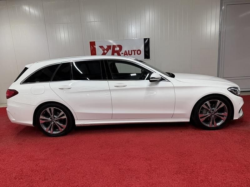 Käytetty Mercedes C180 AMG 156 HP (114 kW) 2018 Farmari