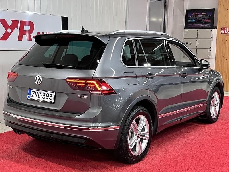 Käytetty VW Tiguan R-line 150 HP (110 kW) 2020 Katumaasturi