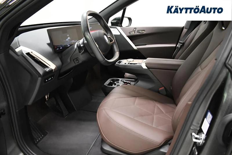 Käytetty BMW iX Comfort Edition 455 kW (619 HP) 2023 Musta Katumaasturi