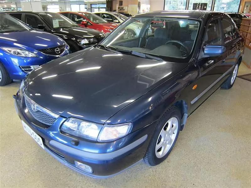 Sininen Käytetty 1998 Mazda 626 Sedan | 3 500 € - Kuva 1/4