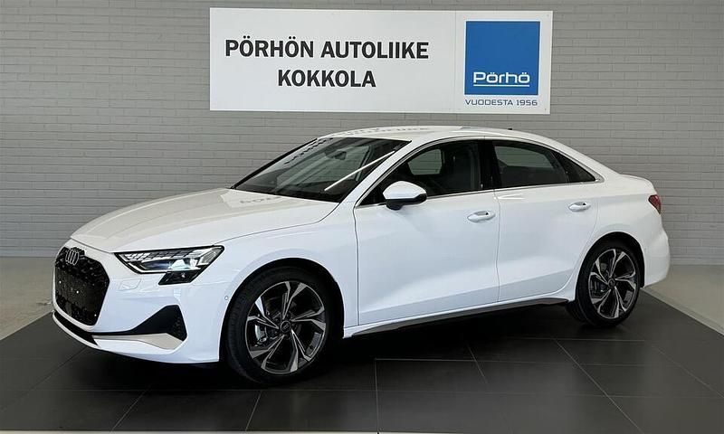 Käytetty Audi A3 150 HP (110 kW) 2025 Valkoinen Sedan