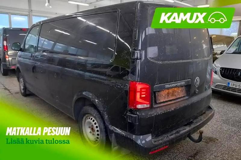Käytetty VW T6.1 150 HP (110 kW) 2021 Musta Van