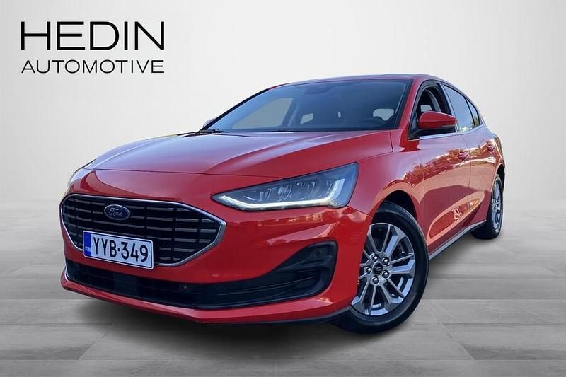 Punainen Käytetty 2024 Ford Focus Titanium Viistoperä | 22 990 € (Perustarjous) - Kuva 1/4