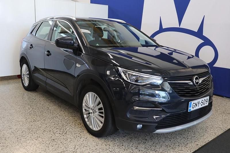 Harmaa Käytetty 2020 Opel Grandland X Innovation Katumaasturi | 15 750 € (Perustarjous) - Kuva 1/4