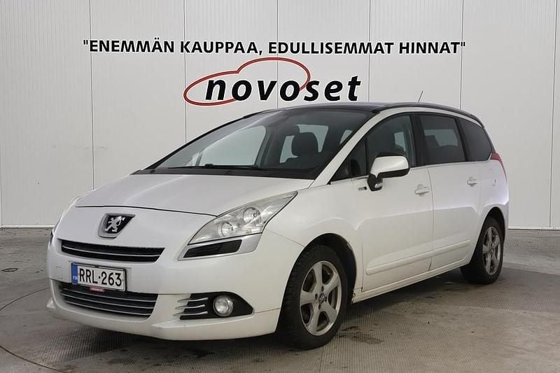 Valkoinen Käytetty 2013 Peugeot 5008 Style Tila-auto | 4 970 € - Kuva 1/4