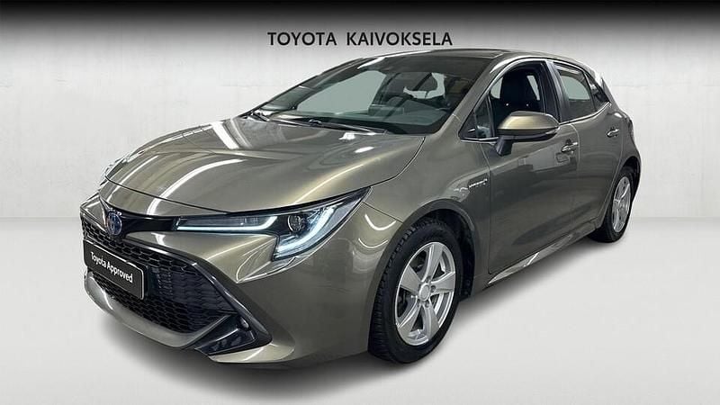 Käytetty Toyota Corolla Active 122 HP (89 kW) 2020 Ruskea (beige) Viistoperä