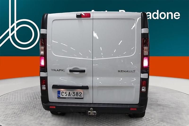 Käytetty Renault Trafic 131 HP (96 kW) 2024 Tila-auto