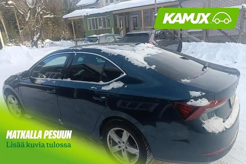 Käytetty Skoda Octavia Style 204 HP (150 kW) 2021 Sininen Sedan