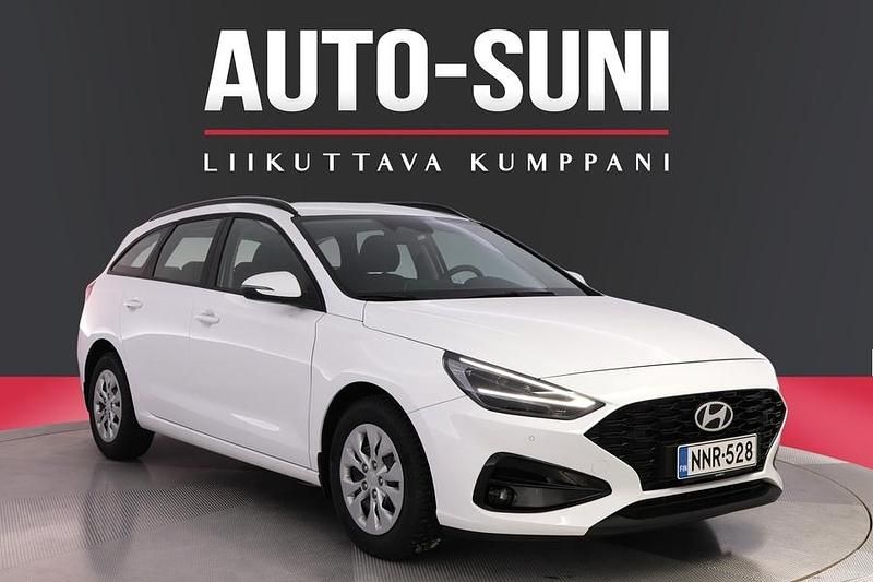 Valkoinen Uusi 2025 Hyundai i30 Farmari | 28 900 € - Kuva 1/3
