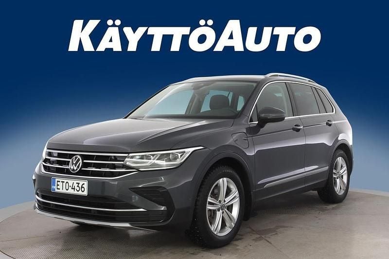 Käytetty VW Tiguan Business 245 HP (180 kW) 2021 Harmaa Katumaasturi