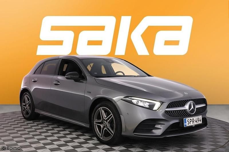 Käytetty Mercedes A250 Business 218 HP (160 kW) 2021 Viistoperä