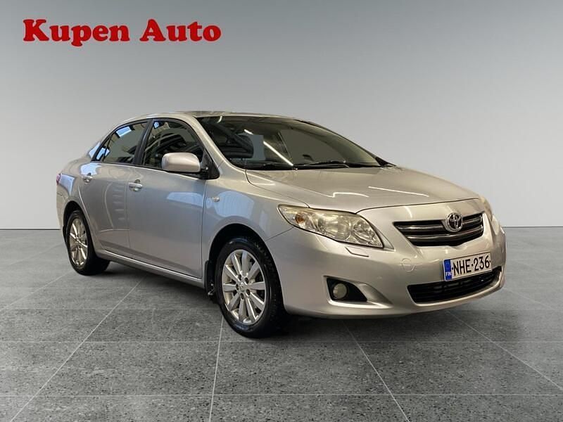 Käytetty Toyota Corolla Sol 124 HP (91 kW) 2007 Sedan