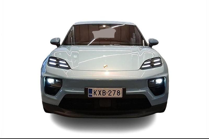 Käytetty Porsche Macan 300 kW (408 HP) 2025 Sininen Katumaasturi