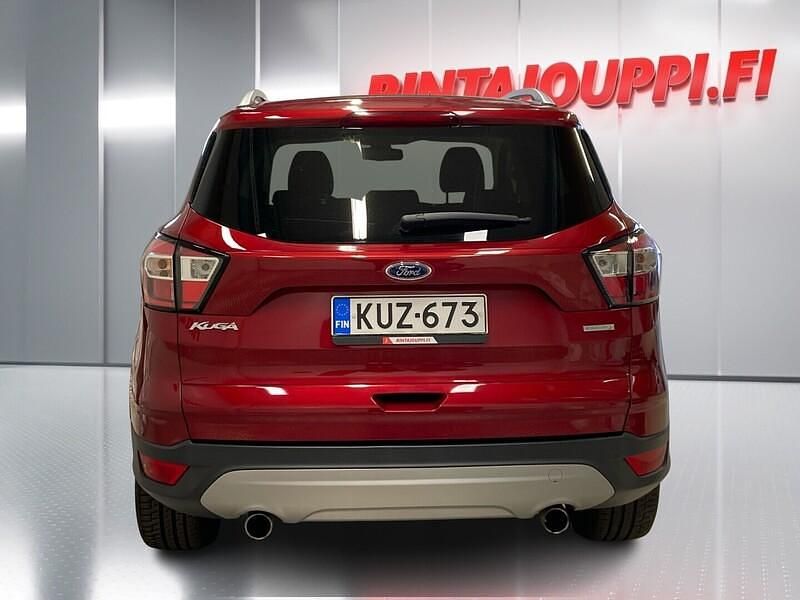 Käytetty Ford Kuga Titanium 150 HP (110 kW) 2018 Katumaasturi