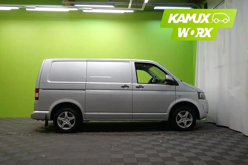 Käytetty VW T5 140 HP (102 kW) 2010 Hopea / harmaa Van