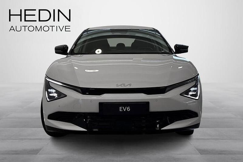 Uusi Kia EV6 Comfort 239 kW (325 HP) 2025 Valkoinen Katumaasturi