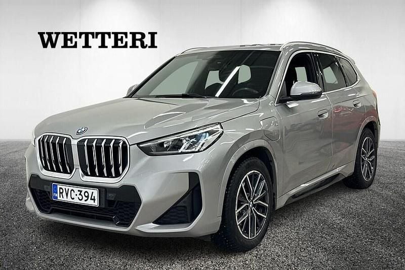 Käytetty BMW X1 M Sport 245 HP (180 kW) 2023 Hopea Katumaasturi