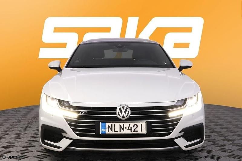 Käytetty VW Arteon Edition 150 HP (110 kW) 2019 Sedan