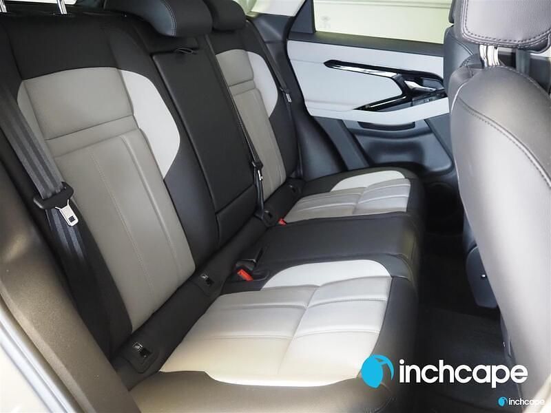 Käytetty Land Rover Range Rover evoque SE Dynamic 271 HP (199 kW) 2024 Katumaasturi