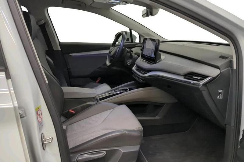 Käytetty Skoda Enyaq iV 132 kW (180 HP) 2022 Katumaasturi