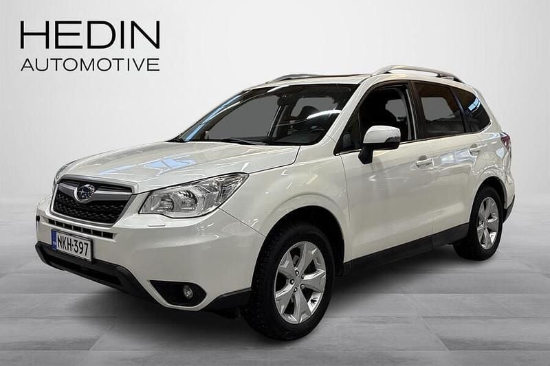 Valkoinen Käytetty 2014 Subaru Forester Katumaasturi | 14 490 € (Perustarjous) - Kuva 1/4