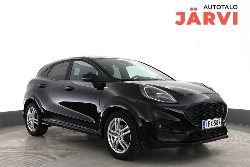Käytetty Ford Puma ST-Line X 125 HP (91 kW) 2023 Musta Katumaasturi