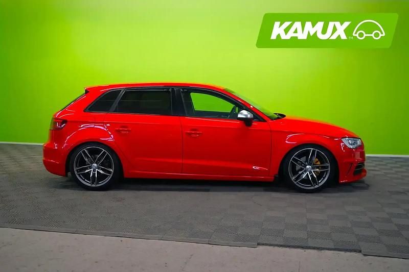 Käytetty Audi A3 Business 122 HP (89 kW) 2013 Punainen Sedan