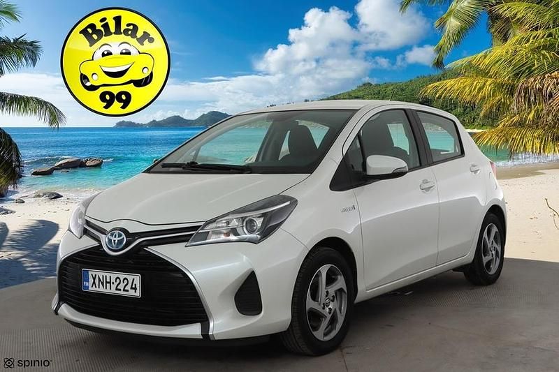 Käytetty 2015 Toyota Yaris Hybrid Active Viistoperä | 13 700 € (Perustarjous) - Kuva 1/2