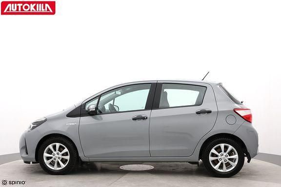 Käytetty Toyota Yaris Life 99 HP (72 kW) 2020 Harmaa Viistoperä