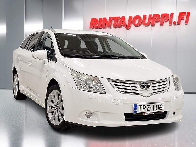 Valkoinen Käytetty 2011 Toyota Avensis Multidrive S Farmari | 9 980 € (Perustarjous) - Kuva 1/4