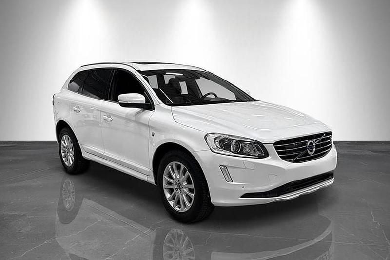 Käytetty Volvo XC60 Ocean Race 181 HP (133 kW) 2015 Valkoinen Katumaasturi
