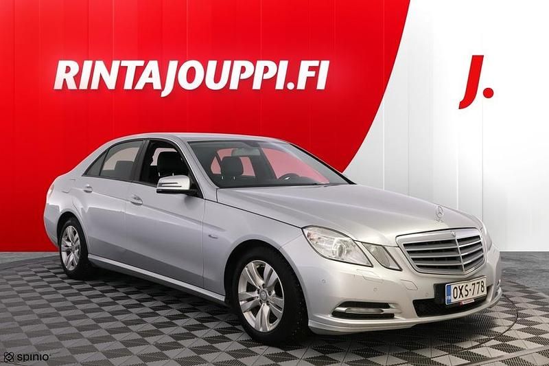 Hopea Käytetty 2011 Mercedes E200 Sedan | 7 580 € (Hyvä tarjous) - Kuva 1/3