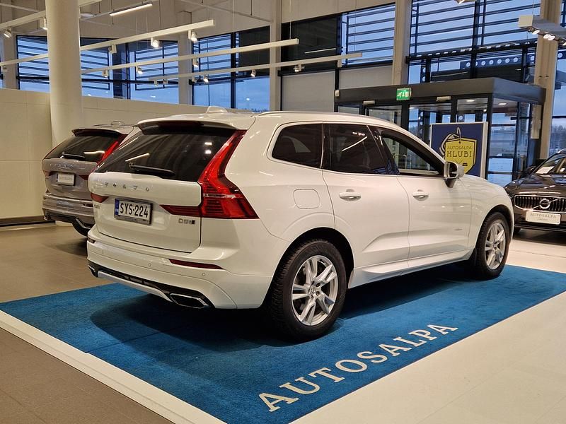 Käytetty Volvo XC60 Business Edition 235 HP (172 kW) 2019 Katumaasturi