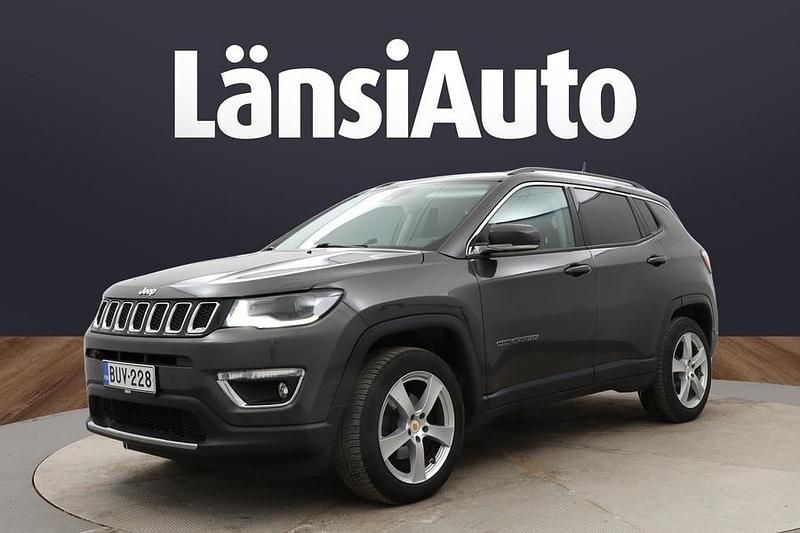 Käytetty 2018 Jeep Compass Limited Katumaasturi | 19 890 € - Kuva 1/1
