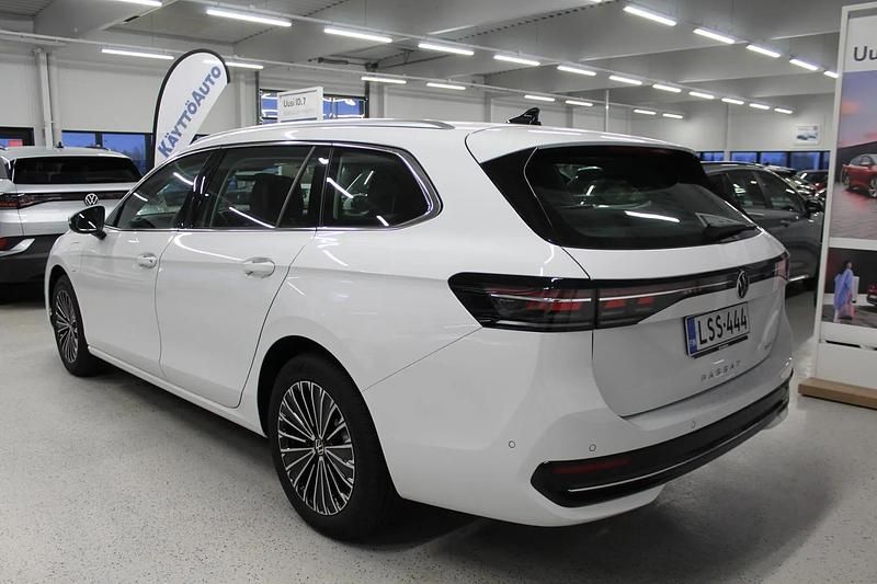 Käytetty VW Passat Business 272 HP (200 kW) 2024 Pure white Farmari