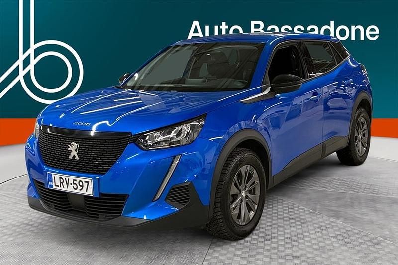 Käytetty Peugeot 2008 Active 131 HP (96 kW) 2022 Katumaasturi