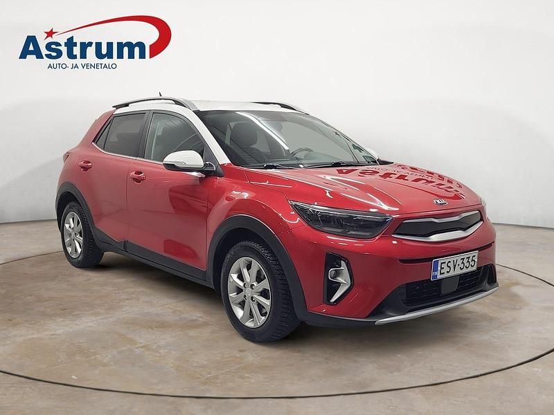 Käytetty Kia Stonic EX 2021 Katumaasturi