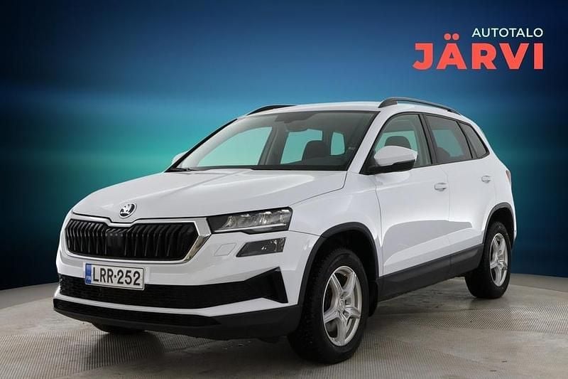 Käytetty Skoda Karoq Ambition 150 HP (110 kW) 2023 Valkoinen Katumaasturi