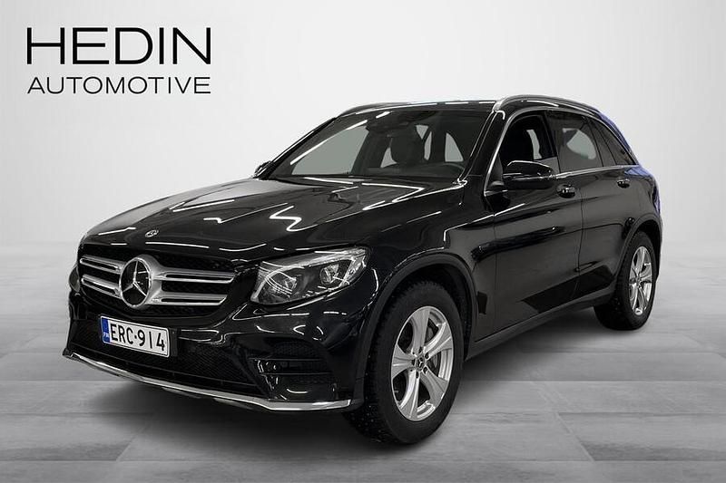 Musta Käytetty 2019 Mercedes GLC350 Business Katumaasturi | 24 590 € (Perustarjous) - Kuva 1/4