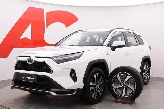 Valkoinen Käytetty 2023 Toyota RAV4 Active Katumaasturi | 46 590 € (Hieman kallis) - Kuva 1/4