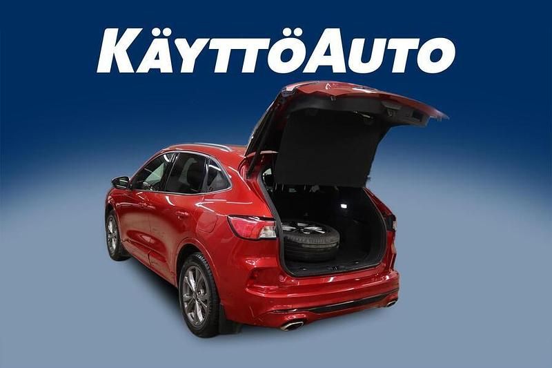 Käytetty Ford Kuga ST-Line X 207 HP (152 kW) 2023 Punainen Katumaasturi