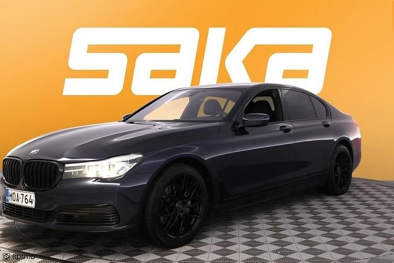 Käytetty BMW 730 Comfort Edition 265 HP (194 kW) 2017 Sedan