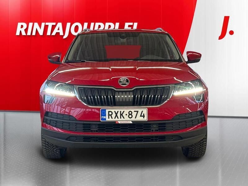 Käytetty Skoda Karoq Business Line 150 HP (110 kW) 2021 Punainen Katumaasturi