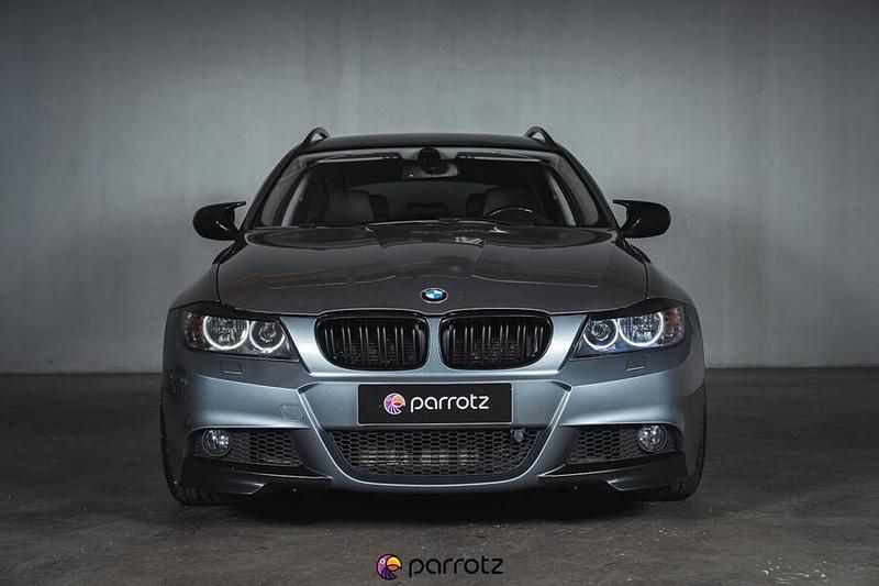 Käytetty BMW 330 245 HP (180 kW) 2010 Farmari