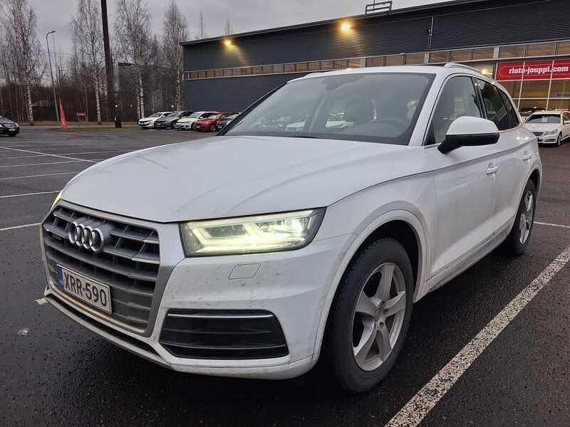 Valkoinen Käytetty 2021 Audi Q5 Katumaasturi | 29 780 € (Supertarjous) - Kuva 1/3
