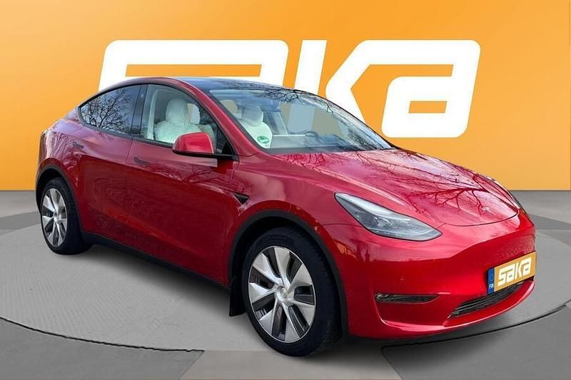Käytetty 2021 Tesla Model Y Katumaasturi | 35 800 € (Perustarjous) - Kuva 1/3