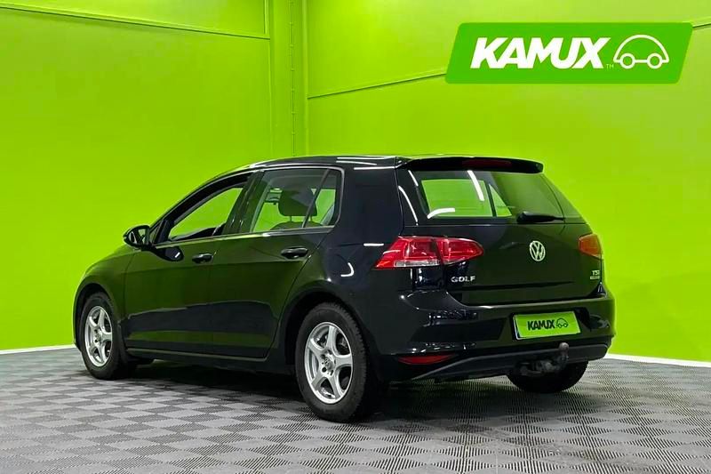 Käytetty VW Golf VII Trendline 86 HP (63 kW) 2014 Musta Sedan