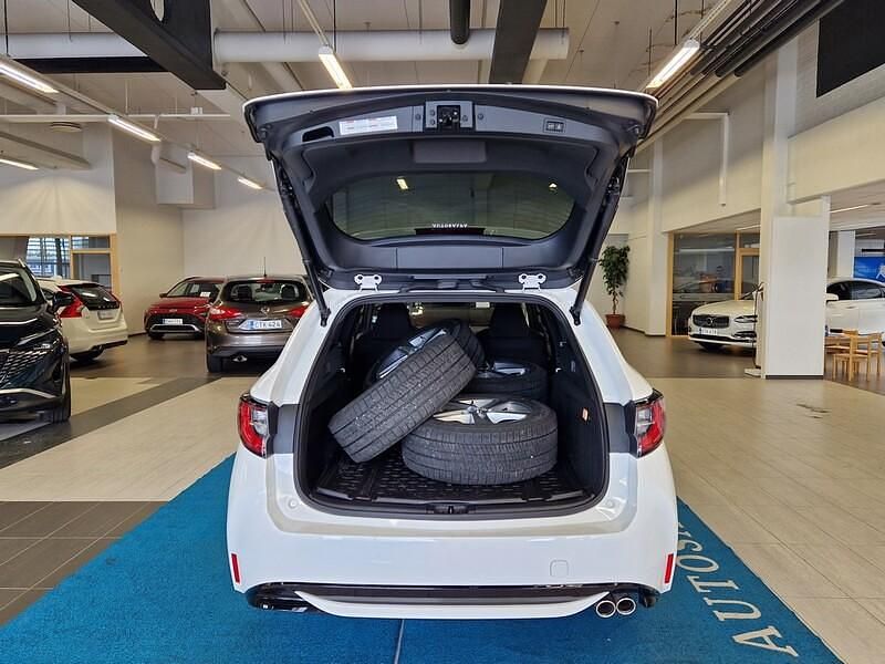 Käytetty Toyota Corolla Active 184 HP (135 kW) 2021 Valkoinen Farmari